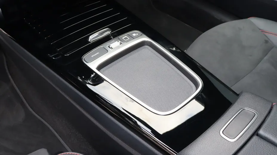 MERCEDES-BENZ A Klasa A 200 AMG Line 7G-DCT