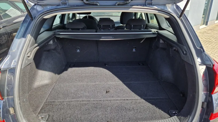 HYUNDAI i30 i30 1.0 T-GDI Modern