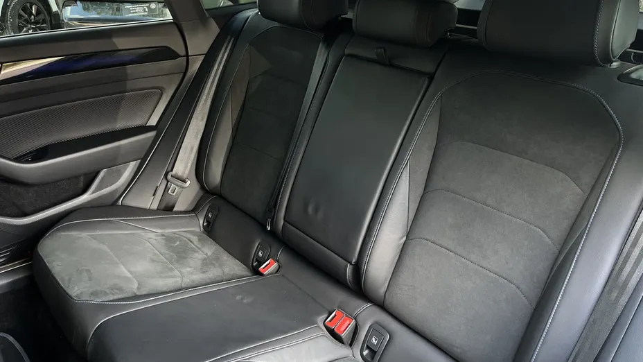 VOLKSWAGEN Arteon Arteon 2.0 TSI 4Motion R DSG