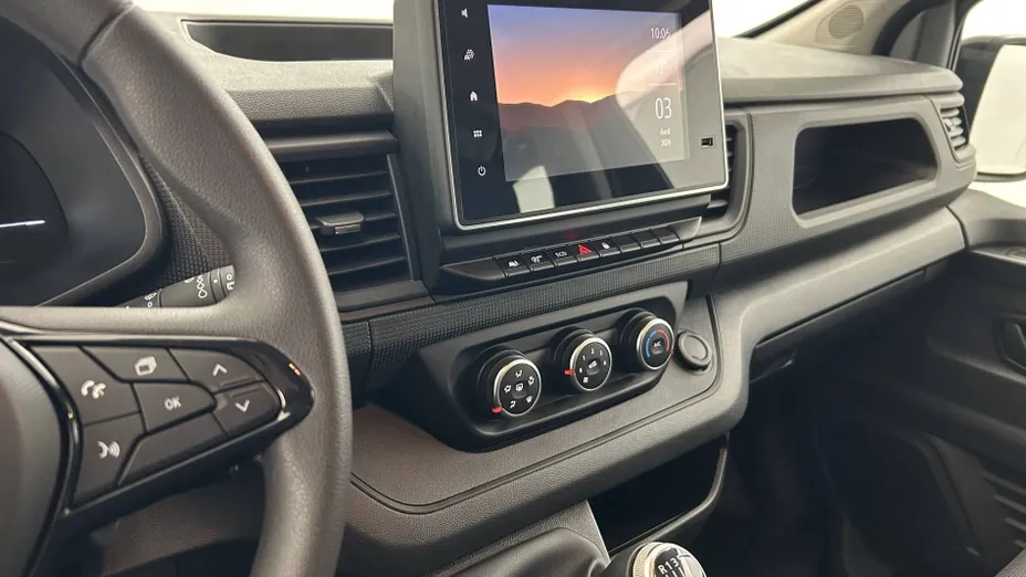 RENAULT Trafic -