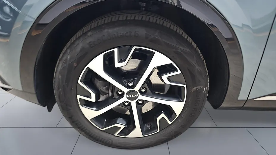 KIA Sportage Sportage 1.6 T-GDI HEV Business Line 4WD aut