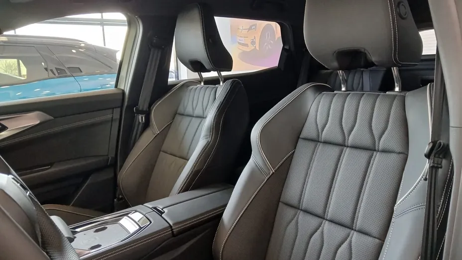 RENAULT Espace Espace 1.2 E-Tech Full Hybrid 200 Iconic MMT 5os. Nowy