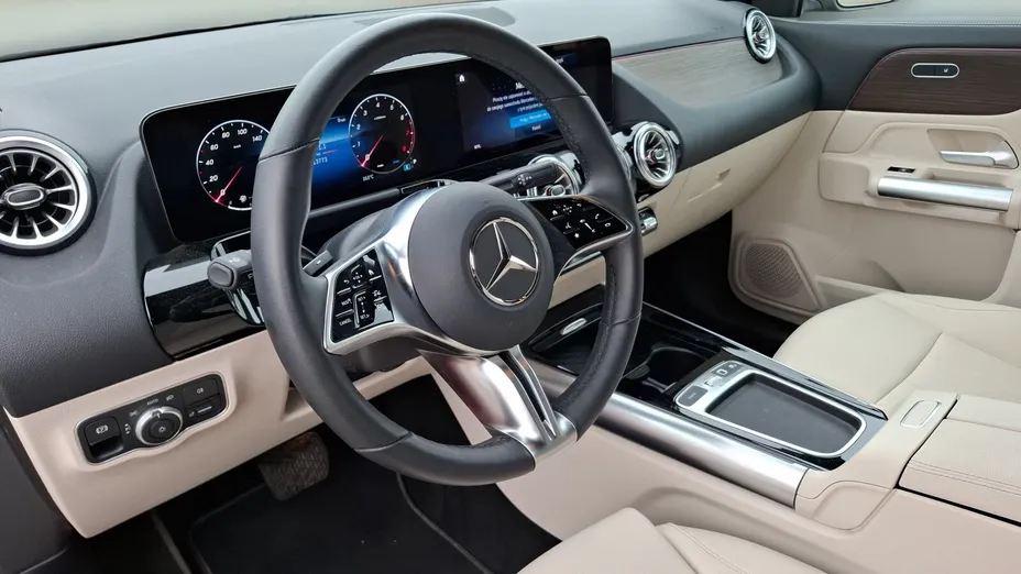 MERCEDES-BENZ GLA GLA 200 mHEV Progressive 7G-DCT