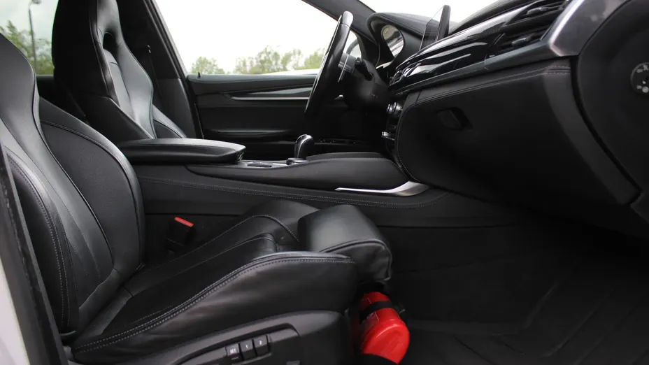 BMW X6 M -