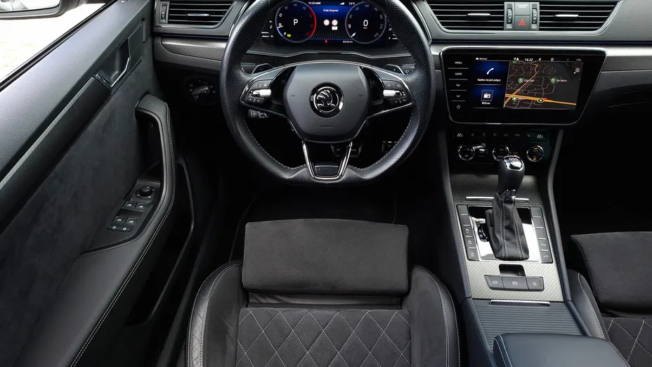 SKODA Superb Superb 2.0 TDI SCR Sportline DSG