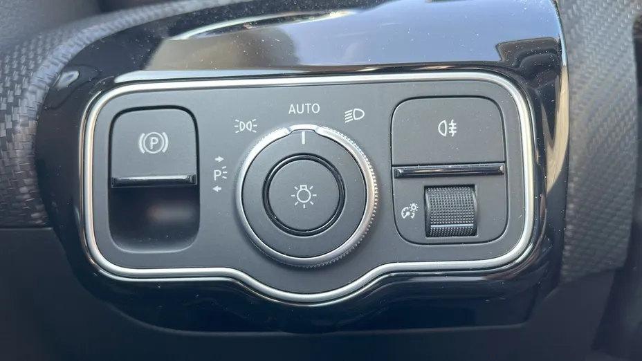 MERCEDES-BENZ CLA CLA 180 mHEV 7G-DCT