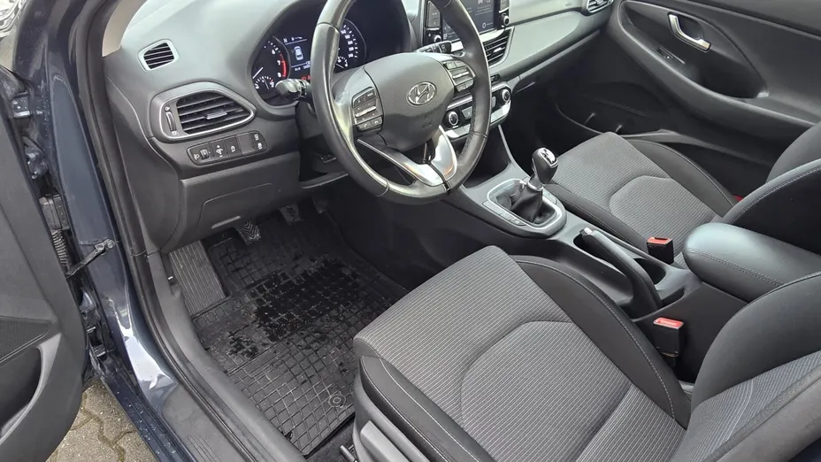 HYUNDAI i30 i30 1.5 T-GDI 48V Smart