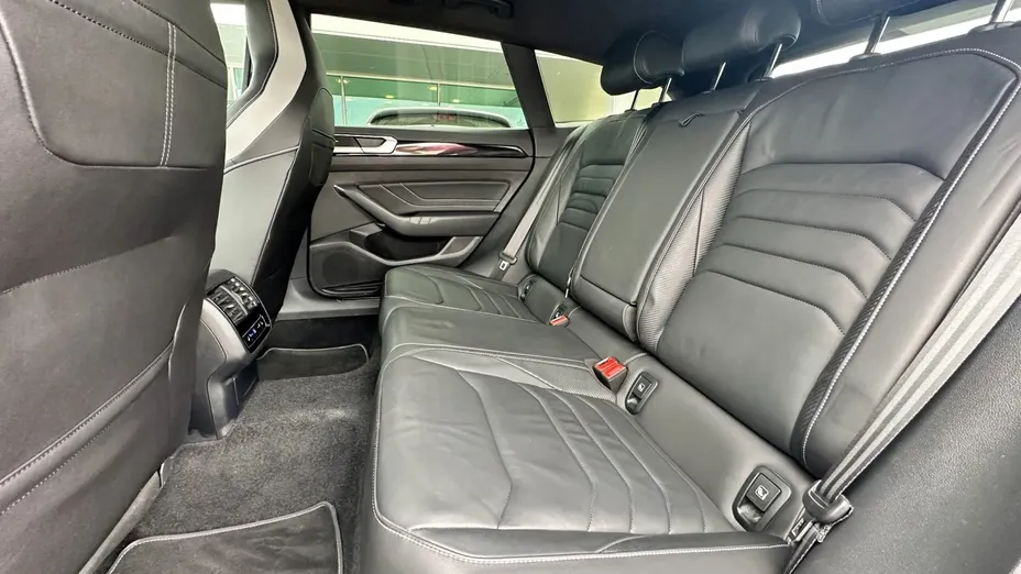VOLKSWAGEN Arteon Arteon 2.0 TSI R-Line DSG