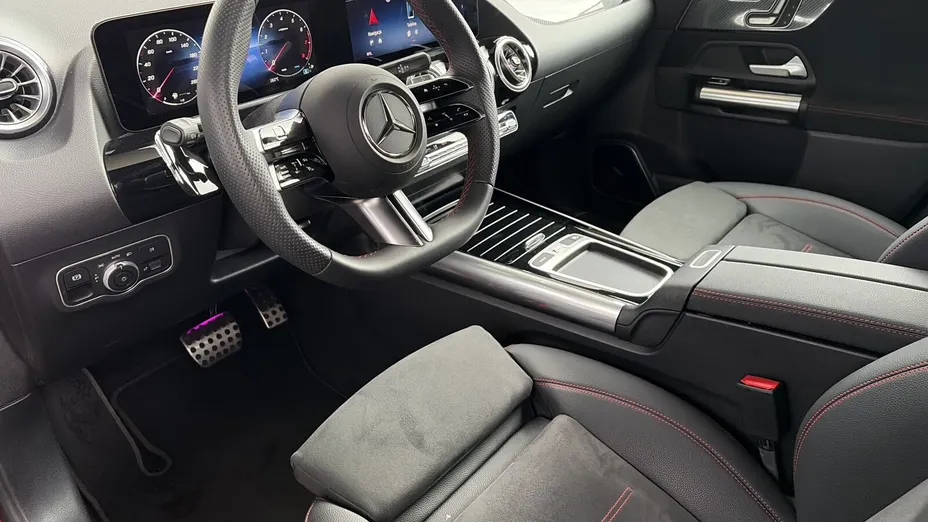 MERCEDES-BENZ GLA GLA 200 mHEV AMG Line 7G-DCT