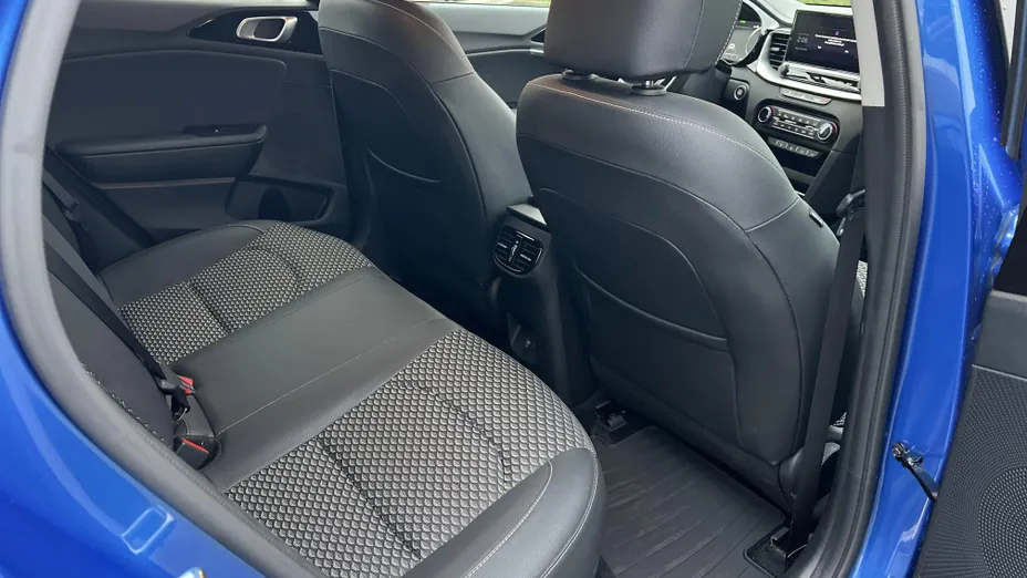 KIA XCeed XCeed 1.5 T-GDI Business Line DCT