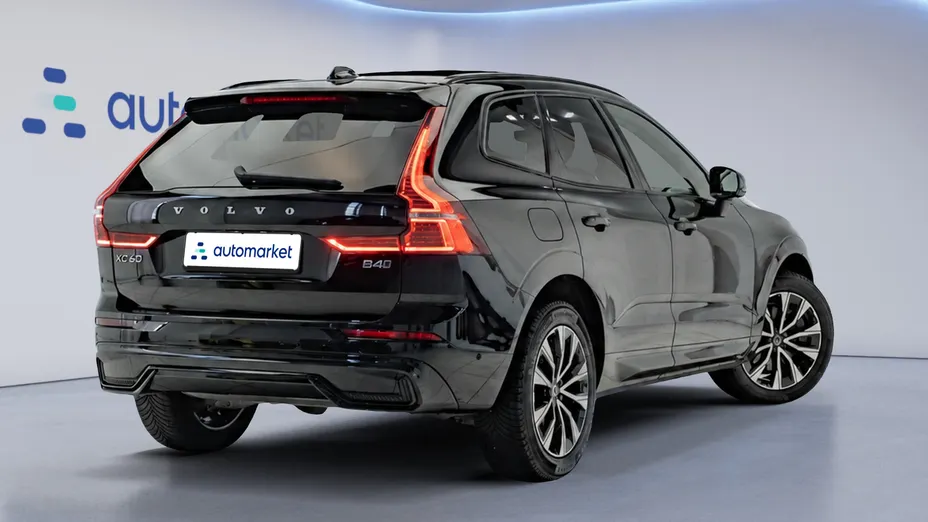 VOLVO XC60 XC60 B4 D AWD Ultimate Dark aut