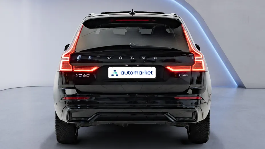 VOLVO XC60 XC60 B4 D AWD Ultimate Dark aut