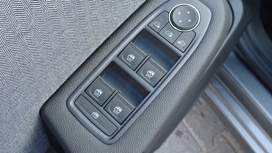 RENAULT Clio Clio 1.0 TCe Techno LPG Nowy