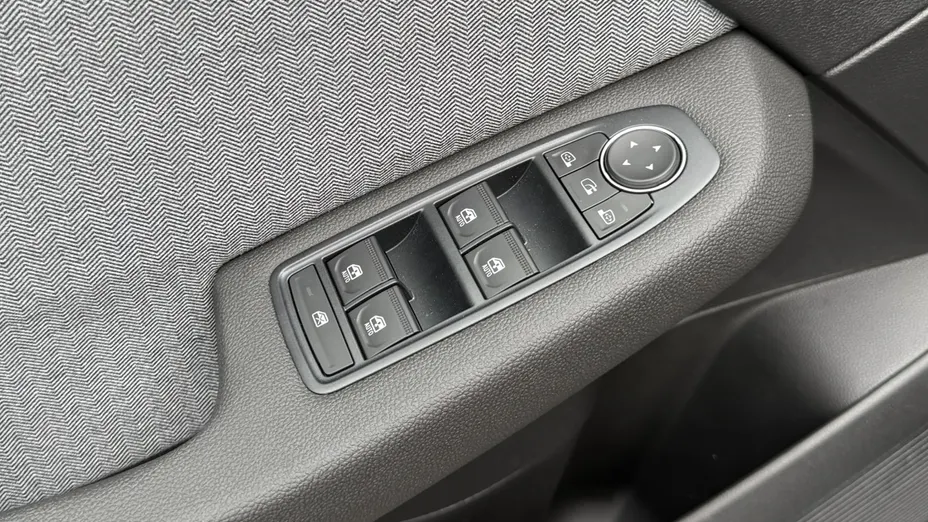 RENAULT Clio Clio 1.0 TCe Techno LPG Nowy