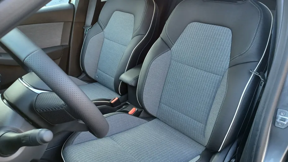 RENAULT Clio Clio 1.0 TCe Techno LPG Nowy