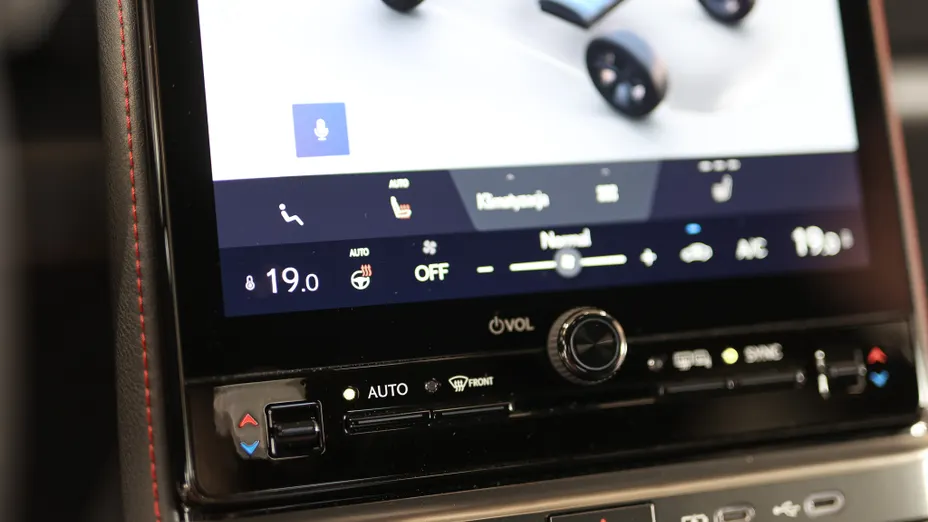 LEXUS LBX LBX 1.5 Hybrid Emotion