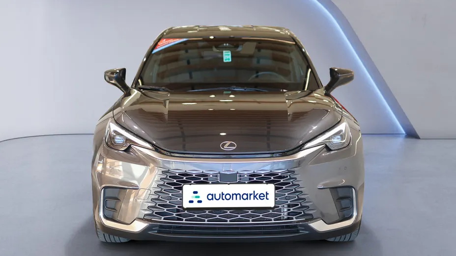 LEXUS LBX LBX 1.5 Hybrid Emotion