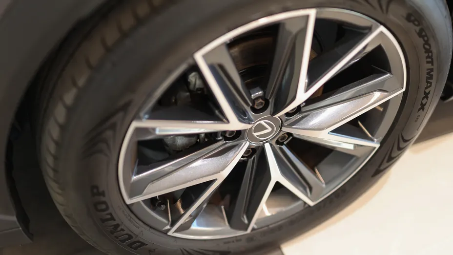 LEXUS LBX LBX 1.5 Hybrid Emotion