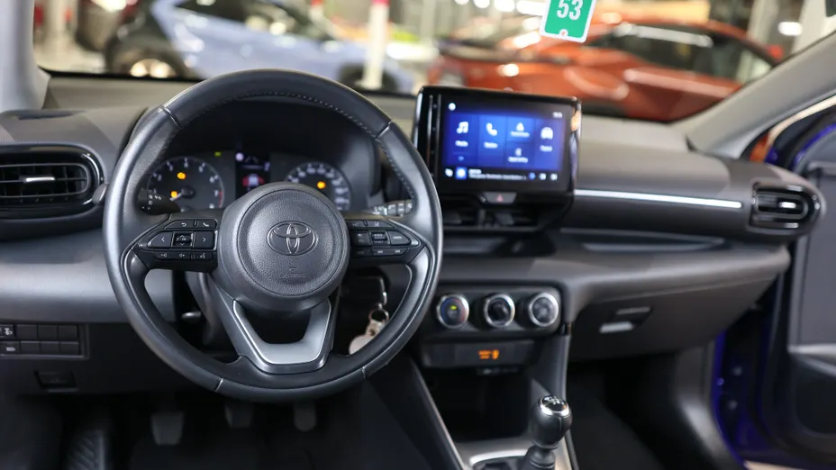 TOYOTA Yaris Yaris 1.5 Comfort