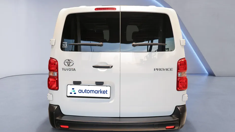 TOYOTA Proace Proace Kombi 2.0 D-4D Long 2,8t