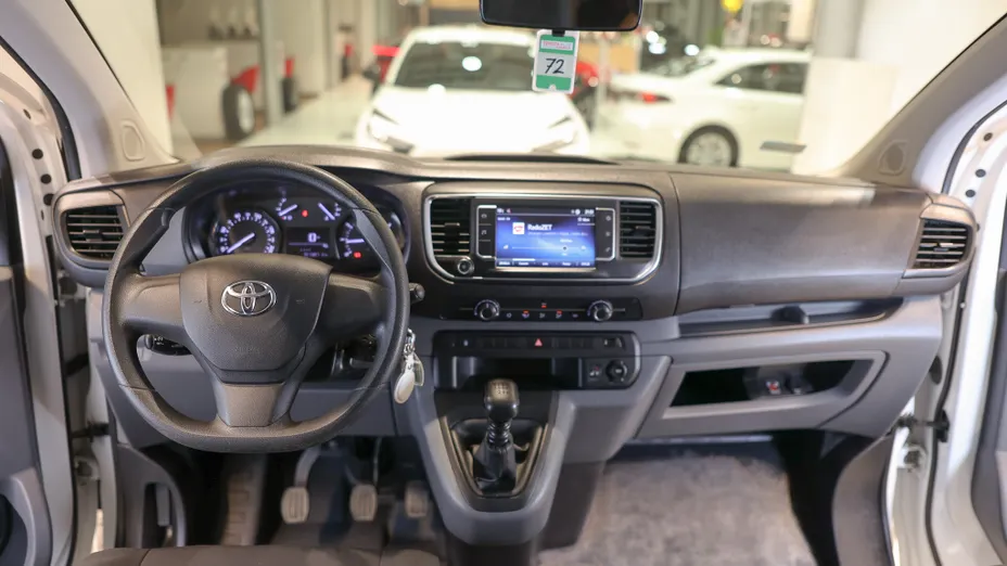 TOYOTA Proace Proace Kombi 2.0 D-4D Long 2,8t