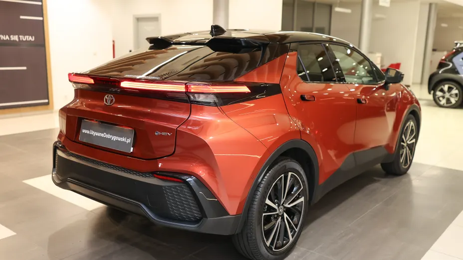 TOYOTA C-HR C-HR 1.8 Hybrid Executive