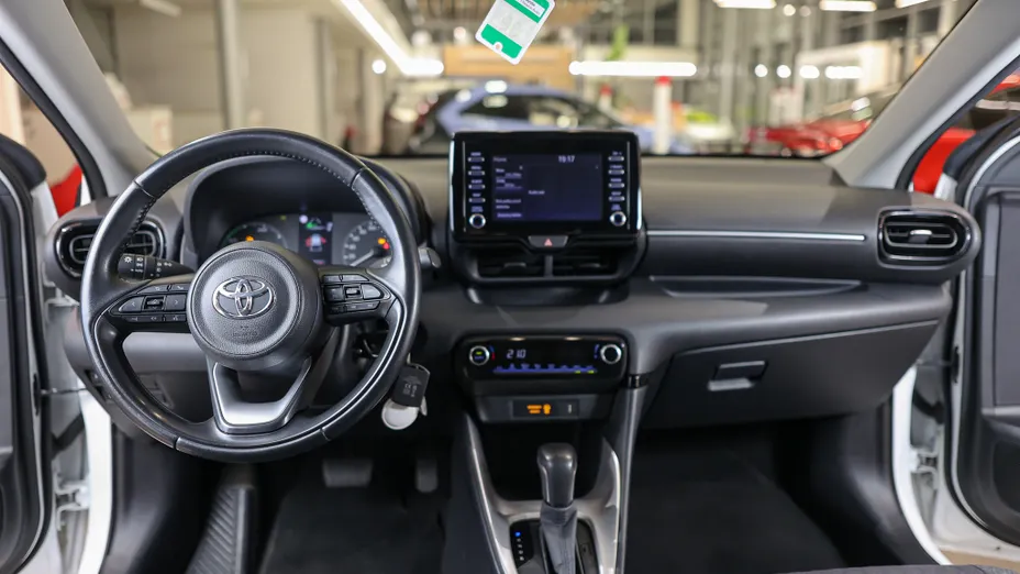 TOYOTA Yaris Yaris Hybrid 1.5 Comfort