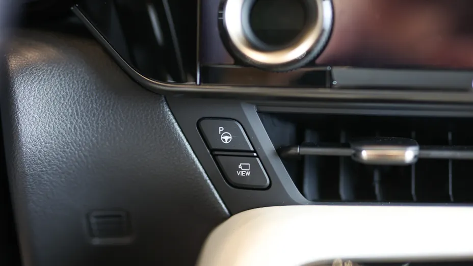 LEXUS NX NX 450h+ Omotenashi AWD