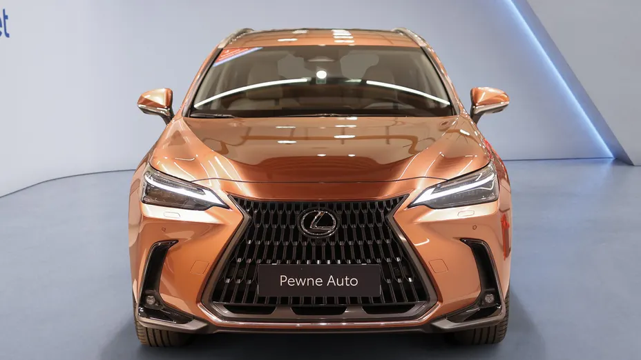 LEXUS NX NX 450h+ Omotenashi AWD