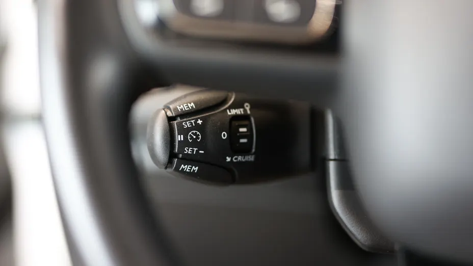 TOYOTA Proace City Verso Proace City Verso 1.2 D-4T Family