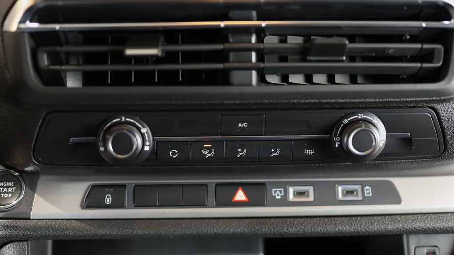 TOYOTA Proace Verso Proace Verso 2.0 D4-D Long Business