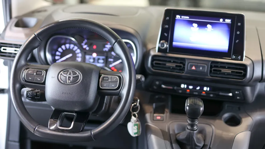 TOYOTA Proace City Verso Proace City Verso 1.2 D-4T Family