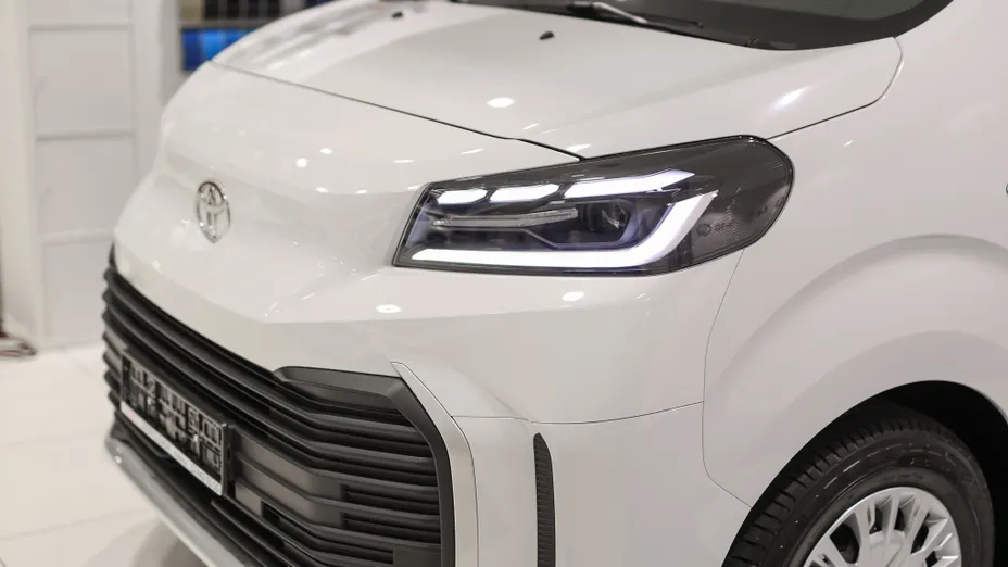 TOYOTA Proace Verso Proace Verso 2.0 D4-D Long Business