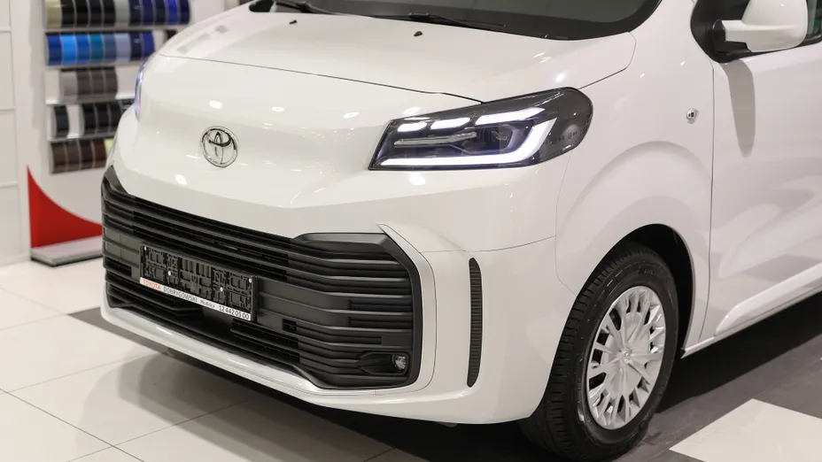 TOYOTA Proace Verso Proace Verso 2.0 D4-D Long Business