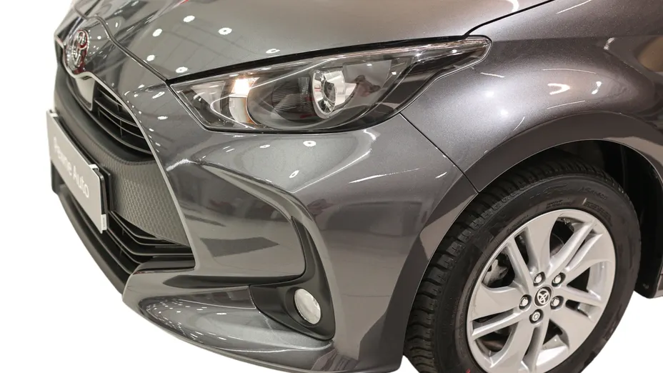 TOYOTA Yaris Yaris 1.5 Comfort