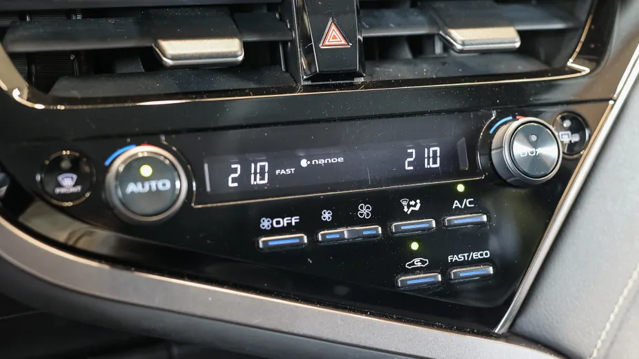 TOYOTA Camry Camry 2.5 Hybrid Prestige CVT