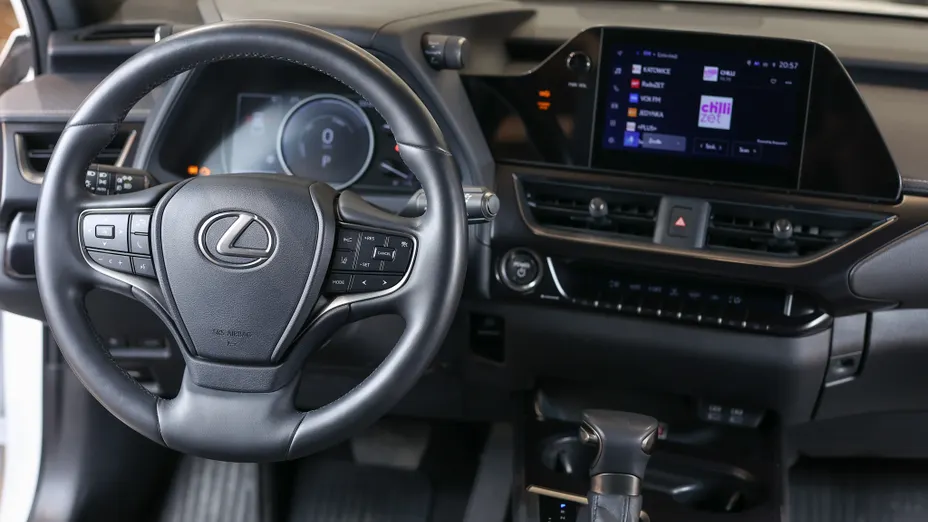 LEXUS UX UX 250h GPF F Sport Design 2WD