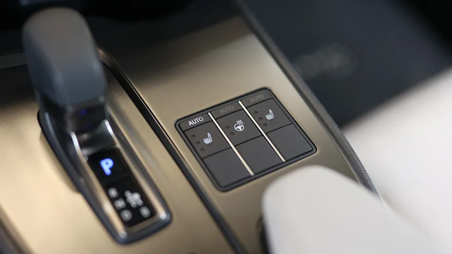 LEXUS UX UX 300h F Sport Design