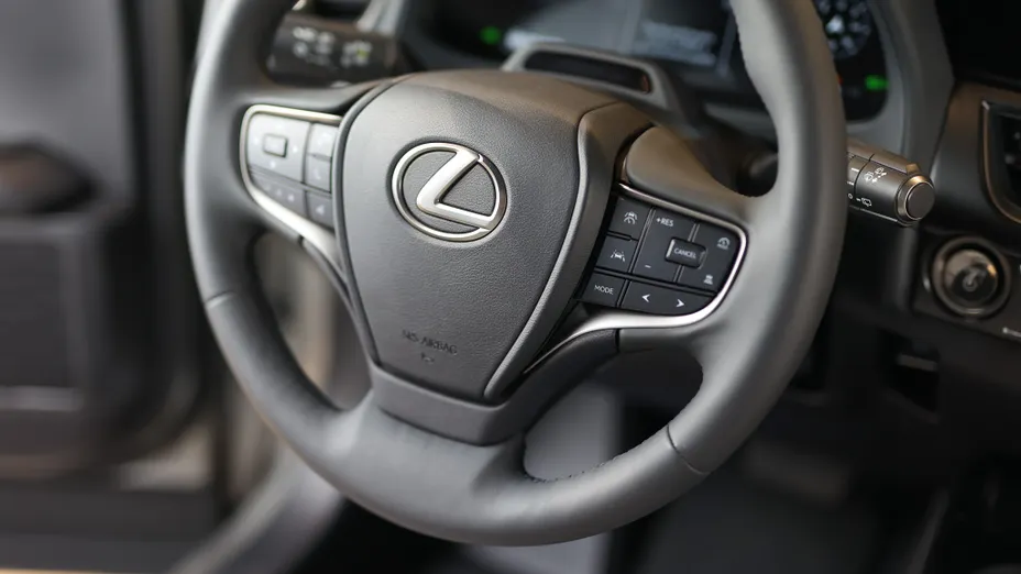 LEXUS UX UX 300h F Sport Design