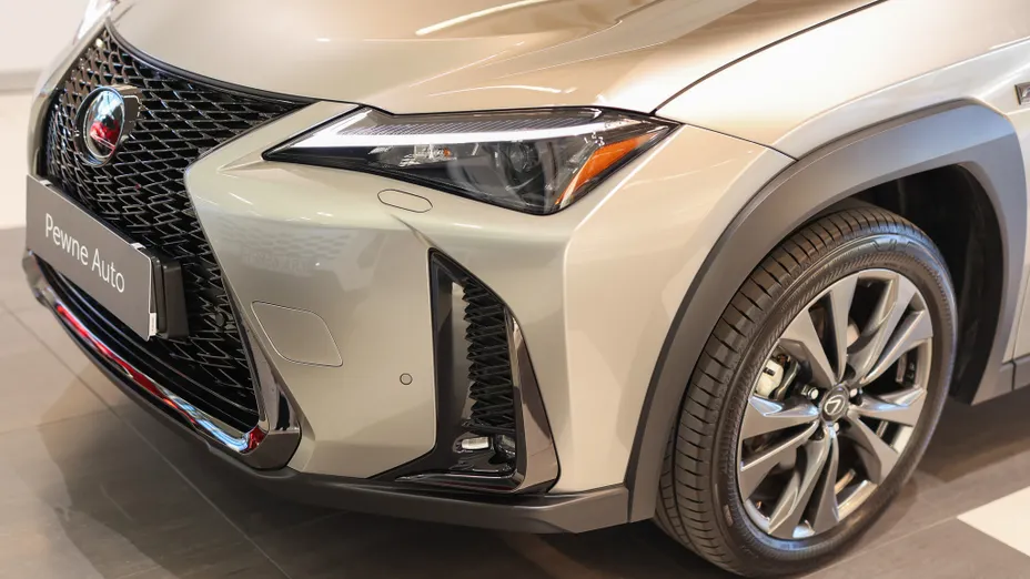 LEXUS UX UX 300h F Sport Design