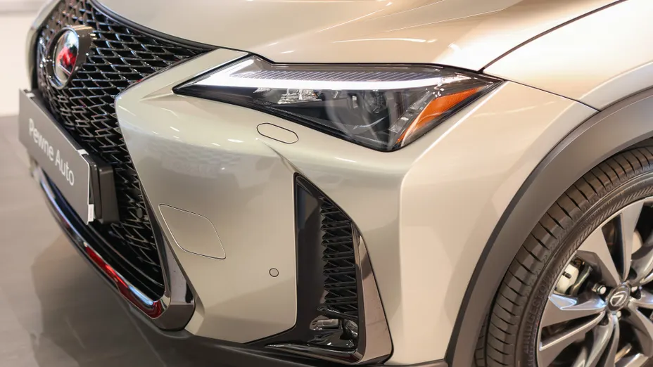 LEXUS UX UX 300h F Sport Design