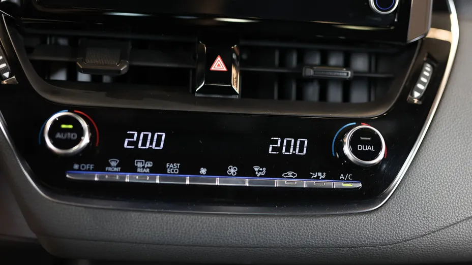 TOYOTA Corolla Corolla 1.8 Hybrid Active