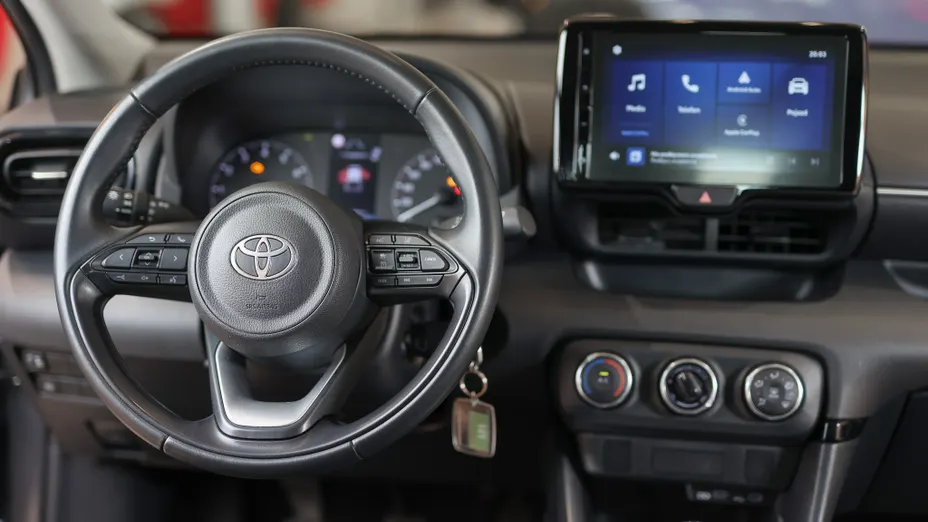 TOYOTA Yaris Yaris 1.5 Comfort