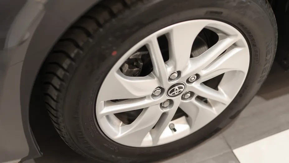 TOYOTA Yaris Yaris 1.5 Comfort