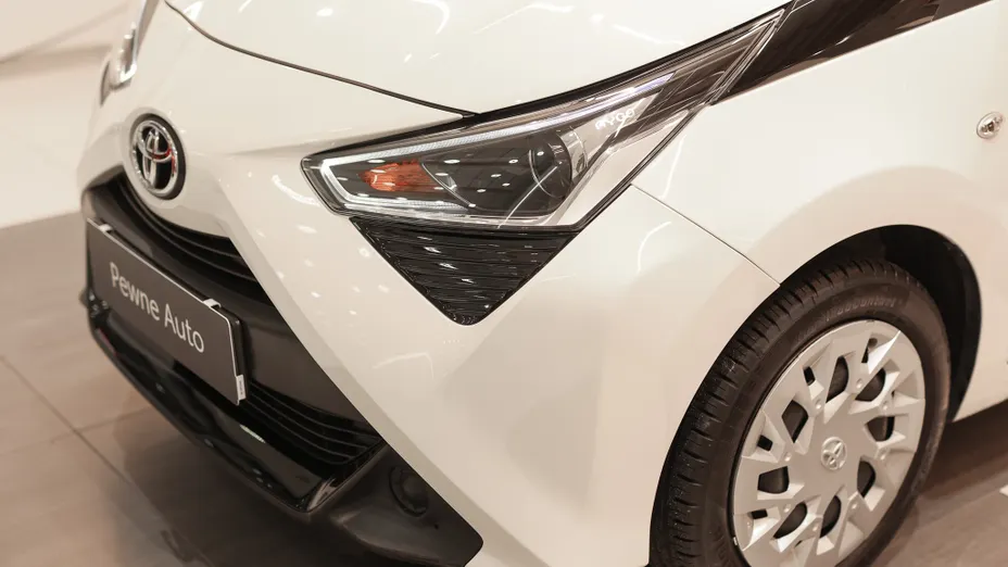 TOYOTA Aygo Aygo 1.0 VVT-i X-play