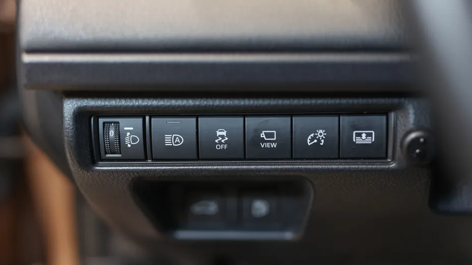 TOYOTA Camry Camry 2.5 Hybrid Dynamic Force Executive e-CVT