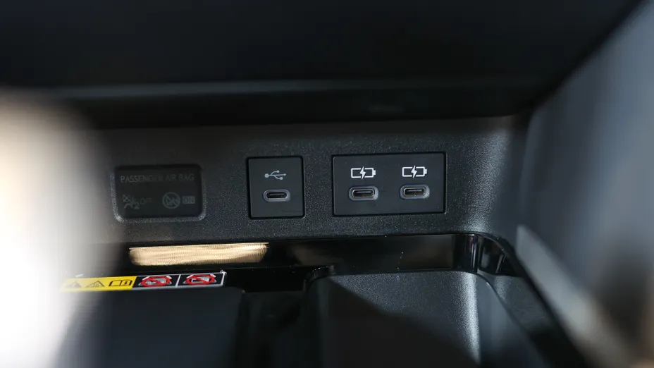 TOYOTA Camry Camry 2.5 Hybrid Dynamic Force Executive e-CVT