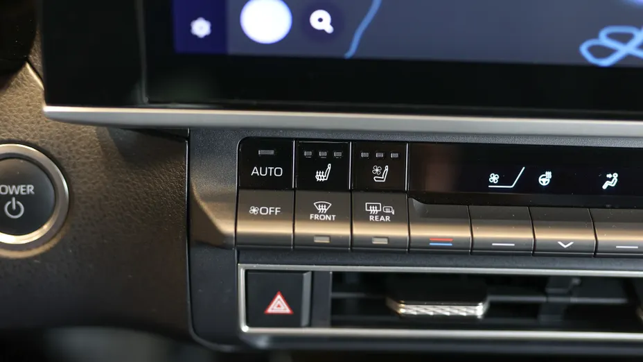 TOYOTA Camry Camry 2.5 Hybrid Dynamic Force Executive e-CVT