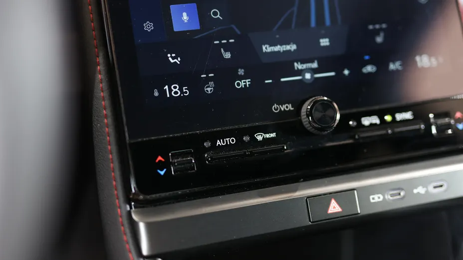 LEXUS LBX LBX 1.5 Hybrid Elegant