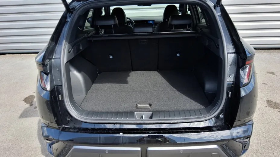 HYUNDAI Tucson -